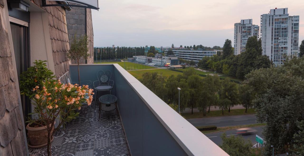 Studio Apartman Bohem Загреб Екстериор снимка